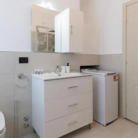 Apartmán Italianway Comfort - Santambrogio 2 *
